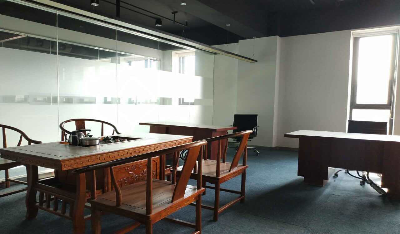 东方环球企业中心新静安（闸北） 东方环球企业中心 328平米 精装修
