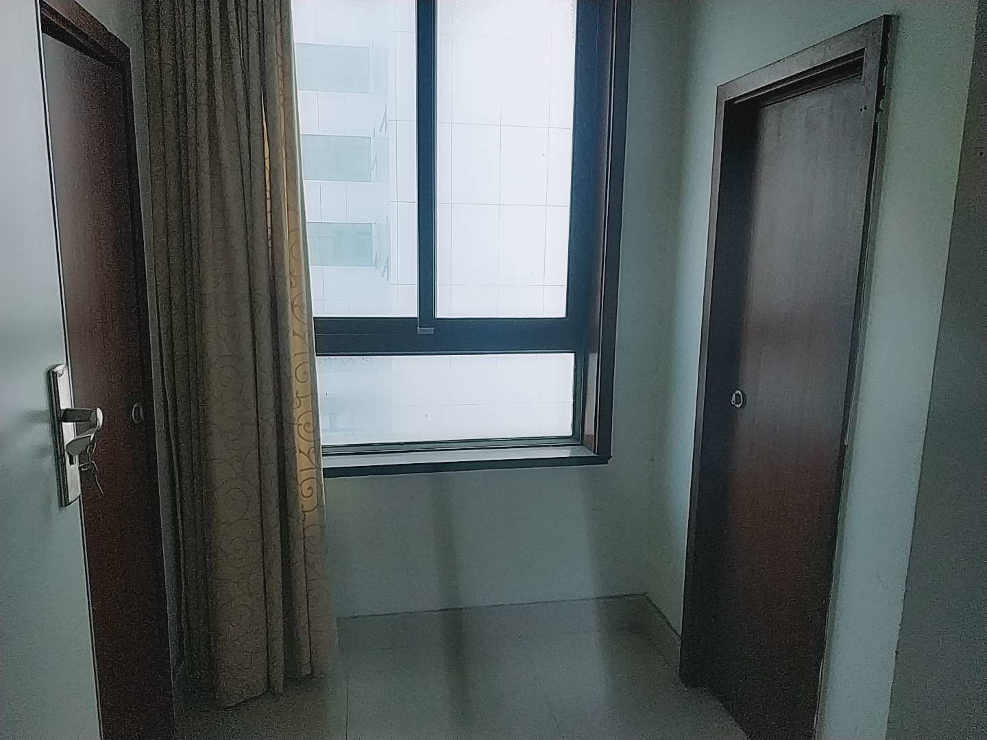 华瑞大厦新静安（闸北） 华瑞大厦 180平米 简装修