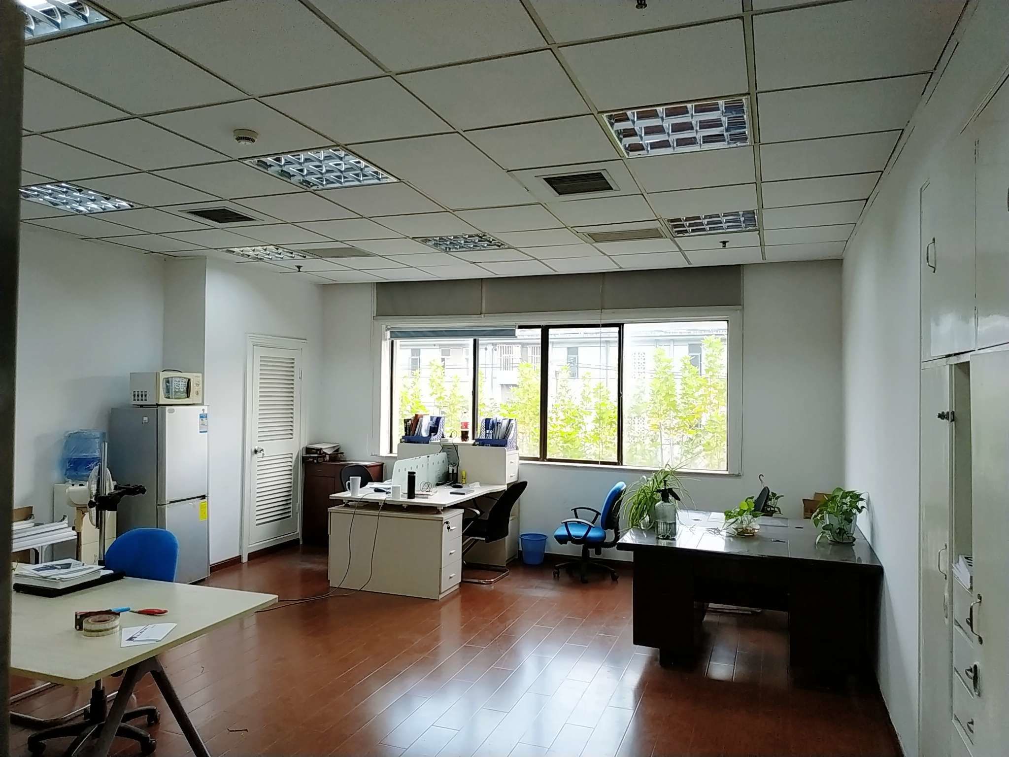 东方明珠涉外商务楼新静安（闸北） 东方明珠涉外商务楼 61平米 中等装修