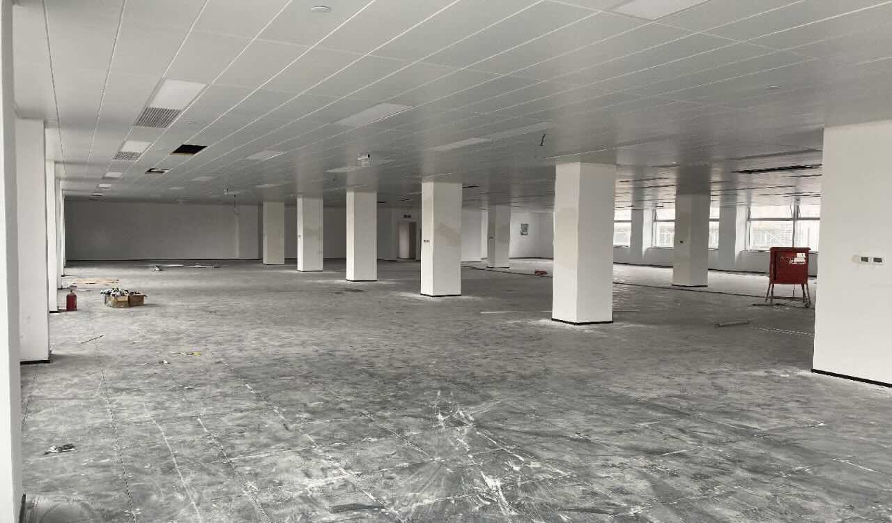 静安科技中心（快易名商）新静安（闸北） 静安科技中心（快易名商） 585平米 简装修