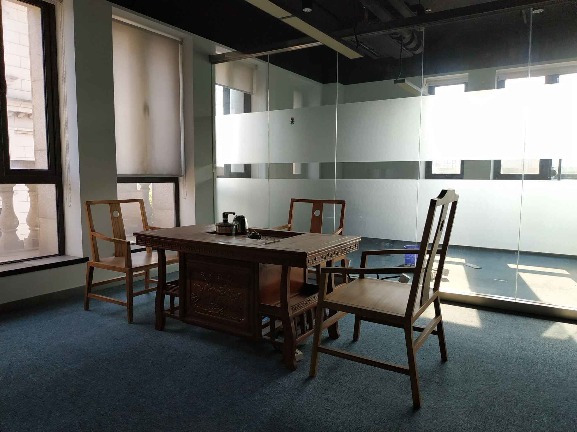 东方环球企业中心新静安（闸北） 东方环球企业中心 328平米 精装修