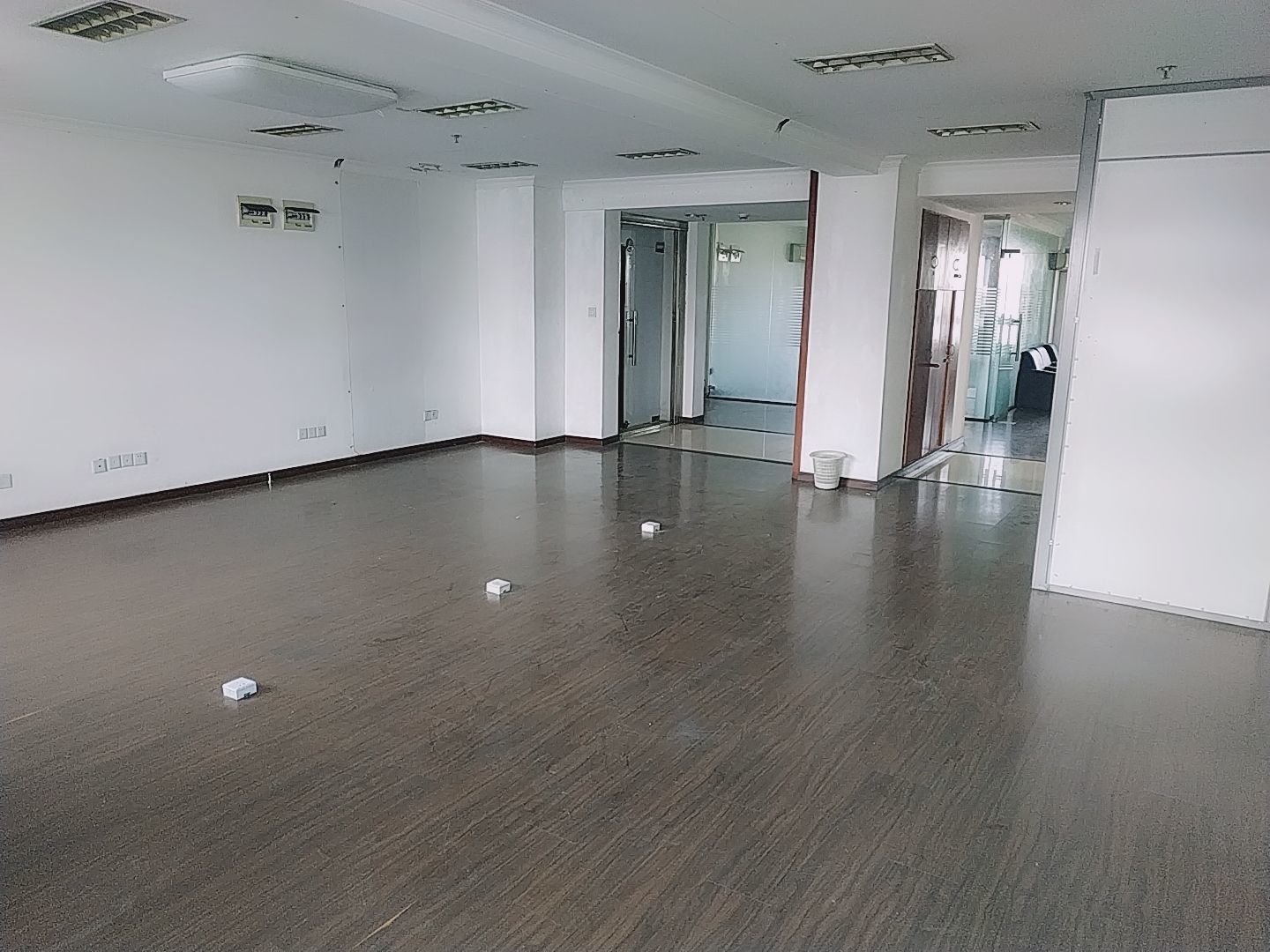 华瑞大厦新静安（闸北） 华瑞大厦 180平米 简装修