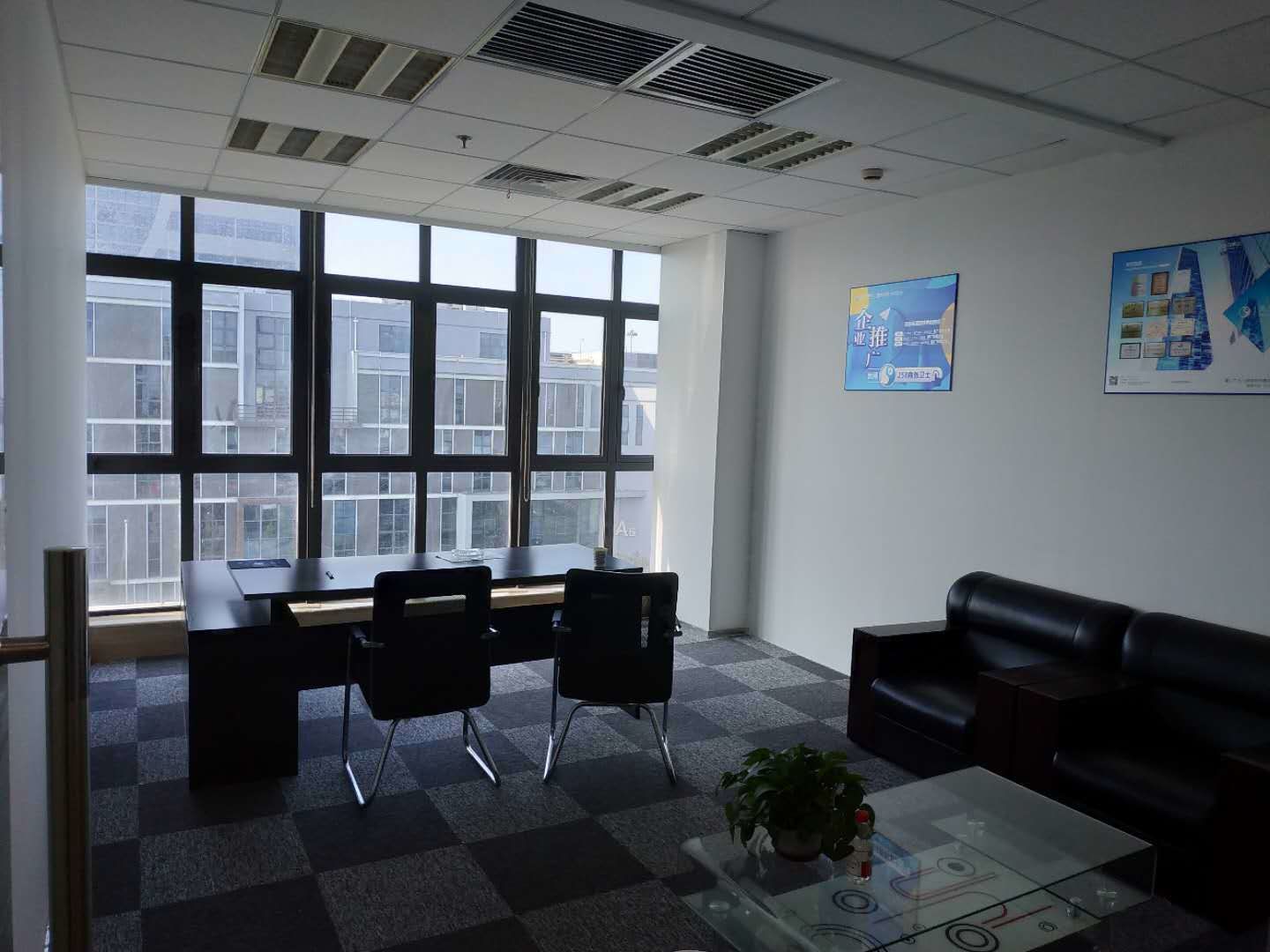 名仕街创意园区新静安（闸北） 名仕街创意园区 293平米 简装修