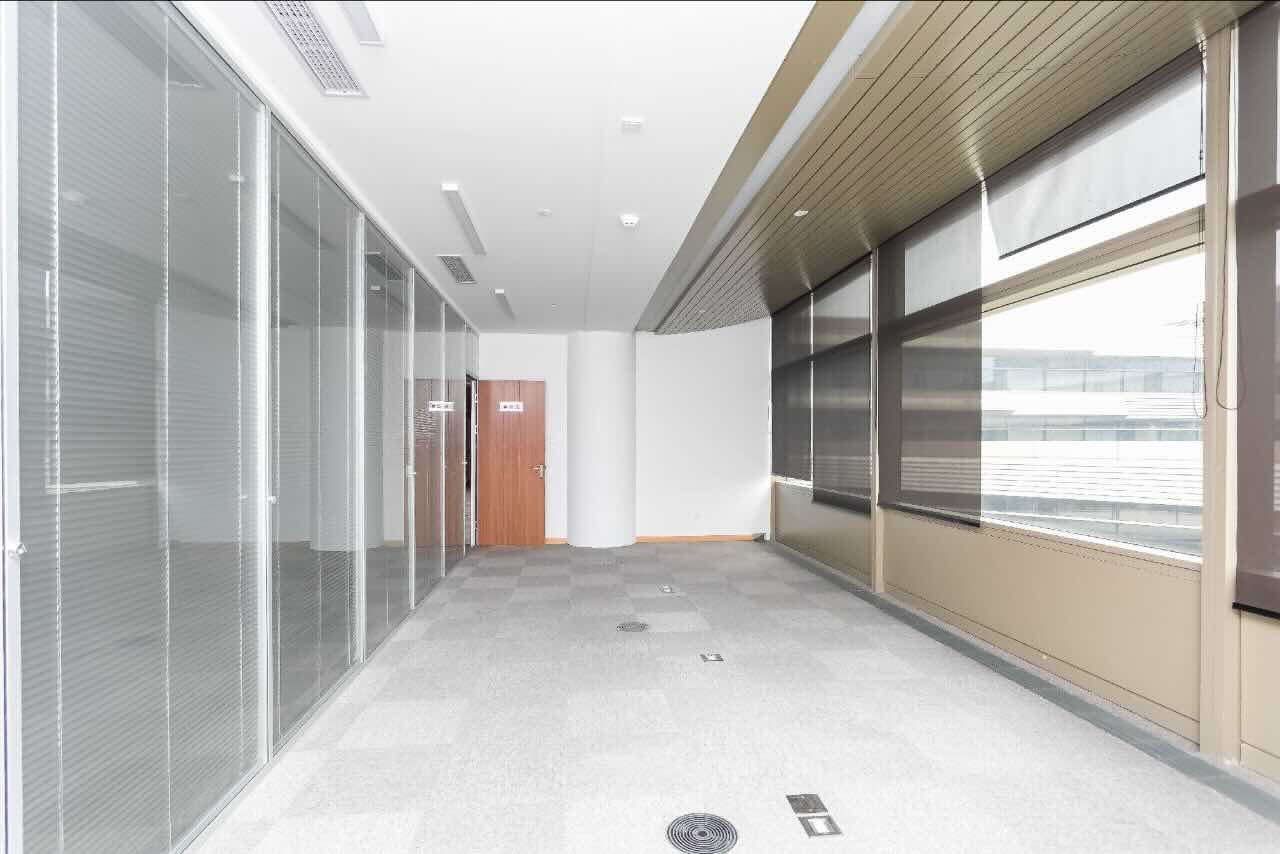 诺亚财富中心（虹桥新地中心）长宁 诺亚财富中心（虹桥新地中心） 530平米 简装修