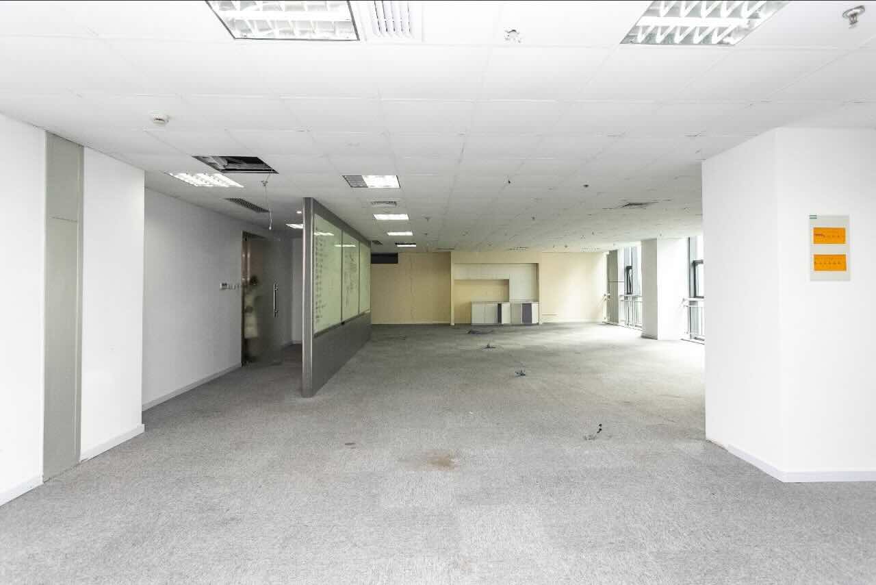 闵行 泓毅大厦 313平米 精装修
