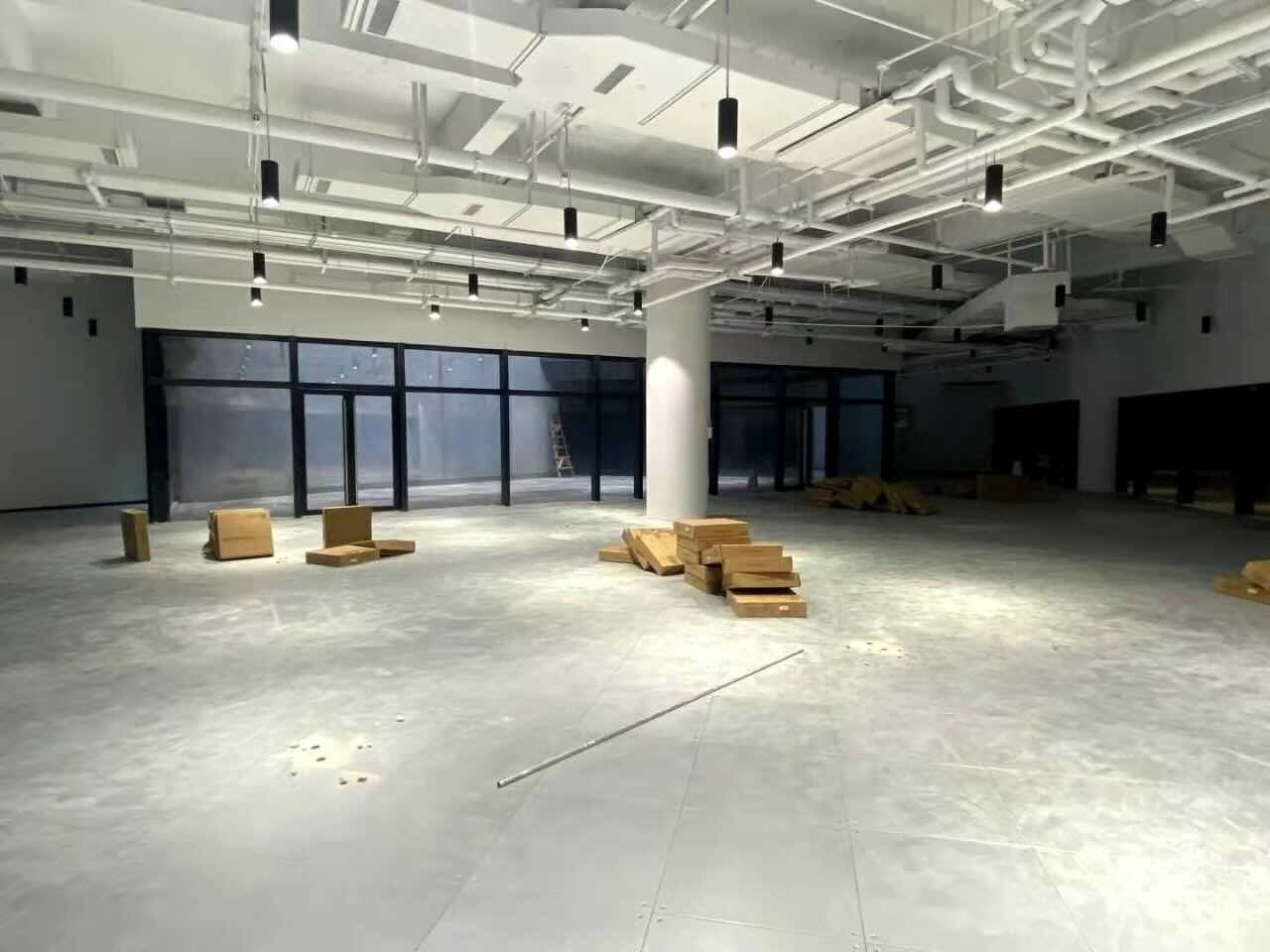 诺亚财富中心（虹桥新地中心）340平米办公室出租_4.30元/m²/天