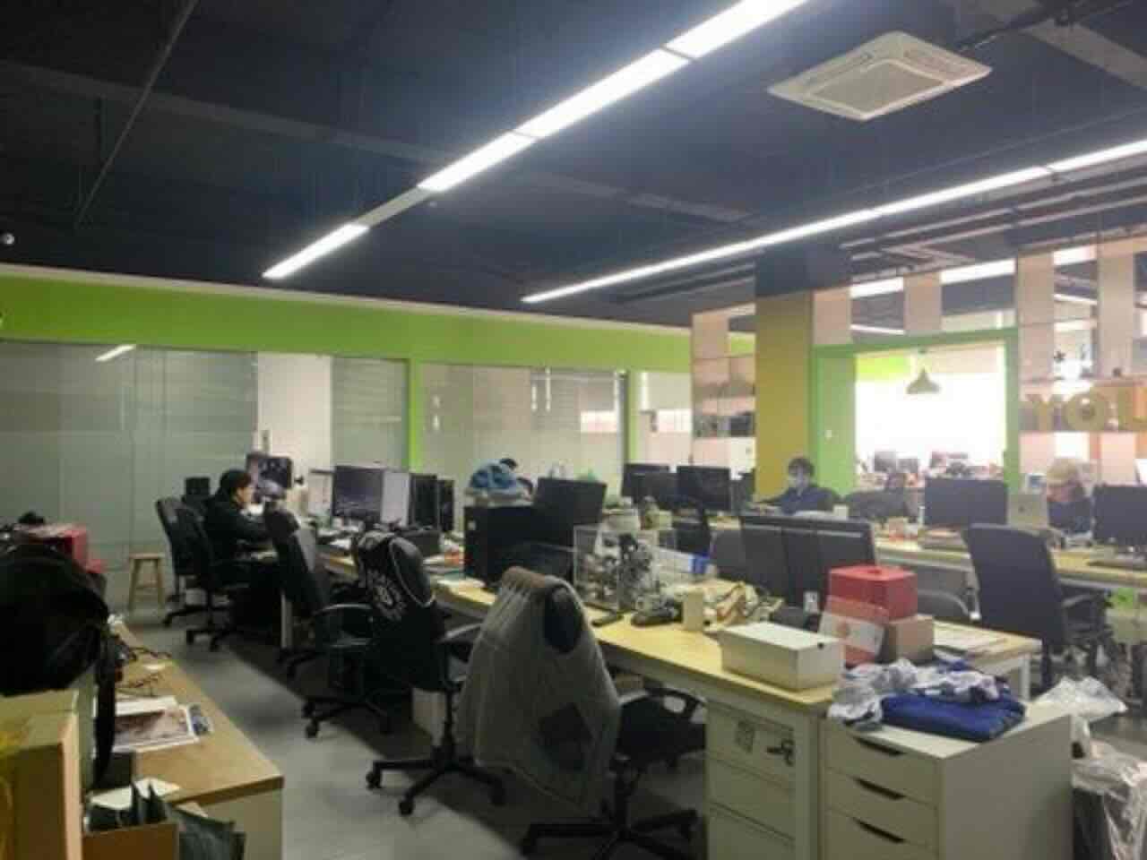 大树下新媒体创意园闵行 大树下新媒体创意园 584平米 中等装修