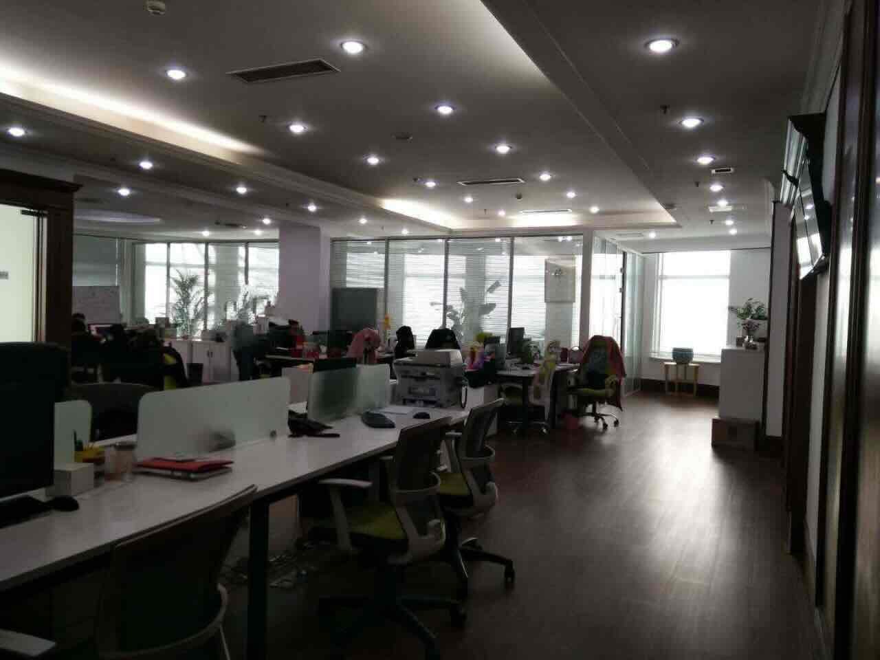 华一实业大厦闵行 华一实业大厦 686平米 中等装修