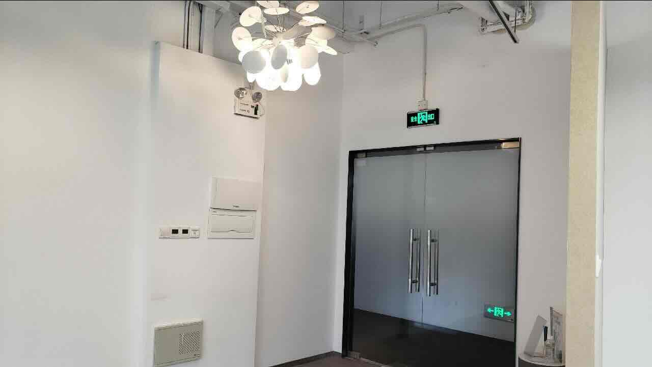 龙湖虹桥天街闵行 龙湖虹桥天街 222平米 精装修
