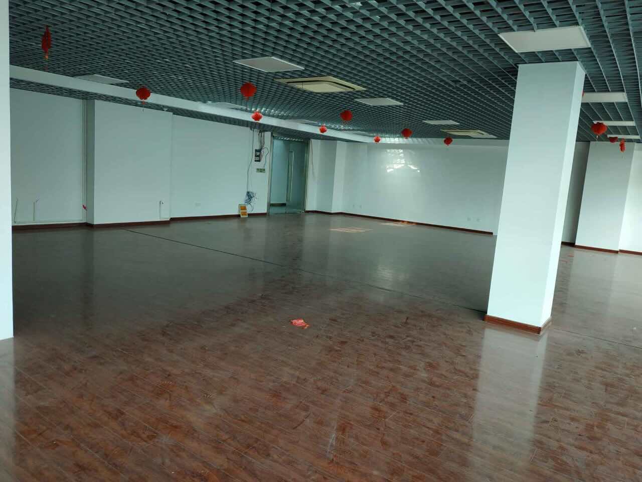 欧迪芬大楼101平米办公室出租_2.50元/m²/天
