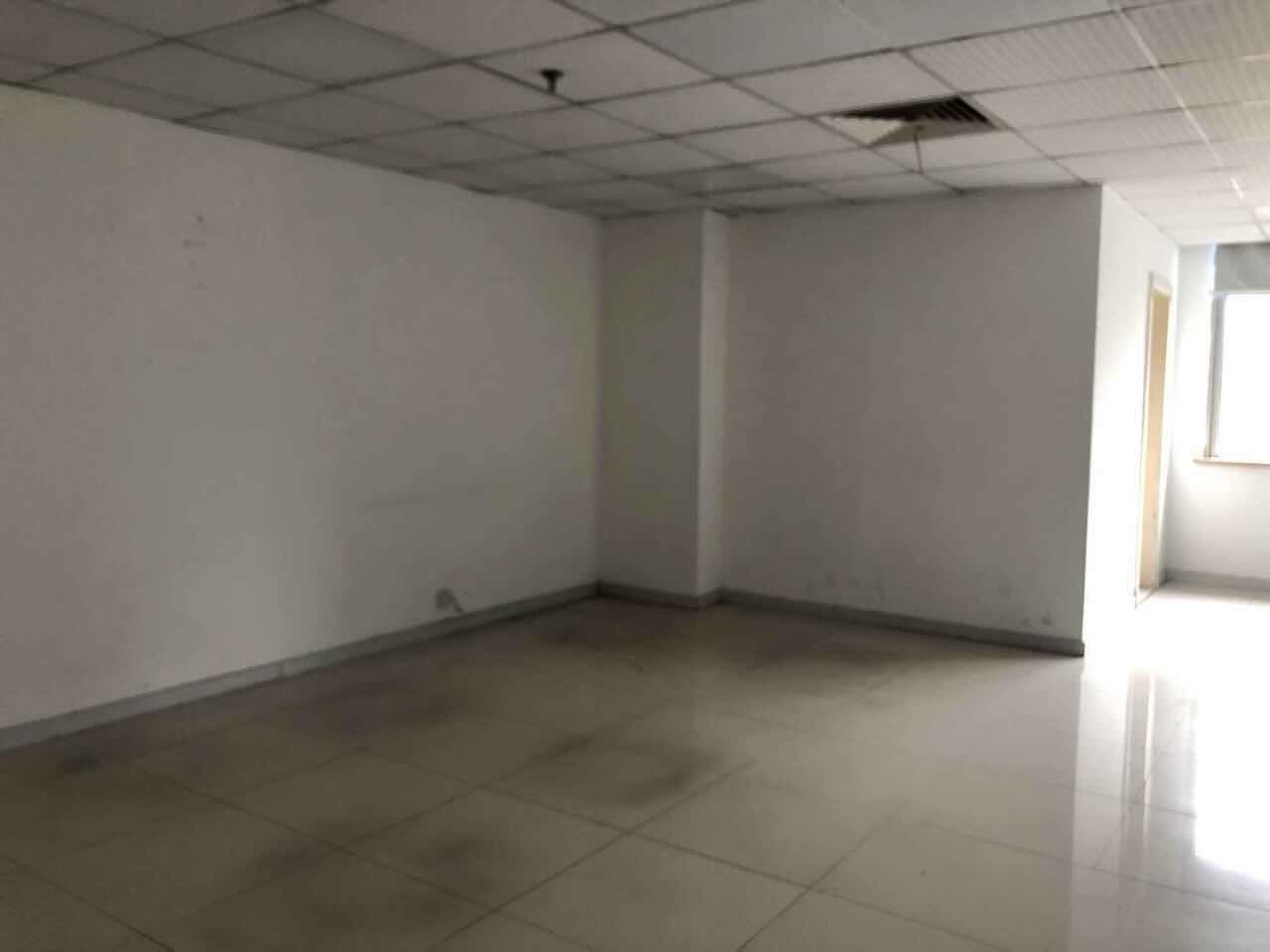 南方休闲广场.商务大厦闵行 南方休闲广场.商务大厦 340平米 简装修