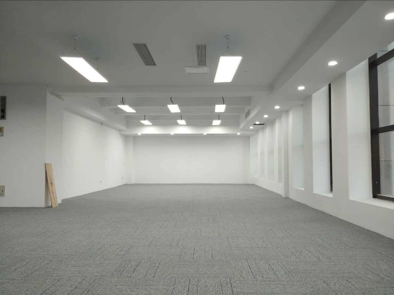 中展大厦174平米办公室出租_3.10元/m²/天