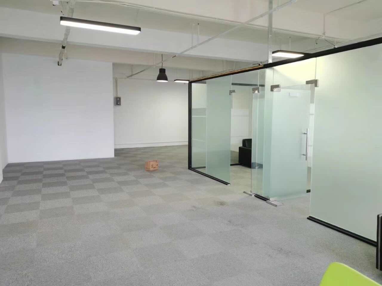 寰泰商务园180平米办公室出租_1.80元/m²/天