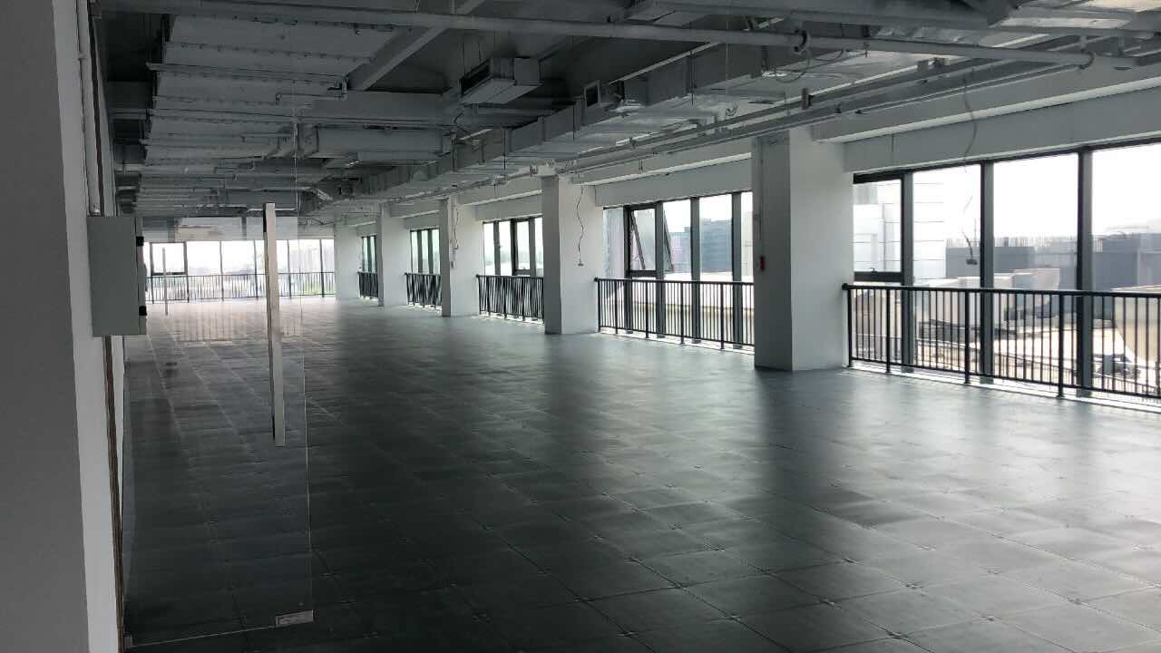 龙湖上海闵行蓝海引擎1164平米办公室出租_2.30元/m²/天