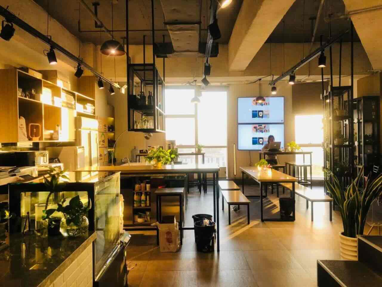 近铁城市广场，582平精装修小户型出租，随时看房
