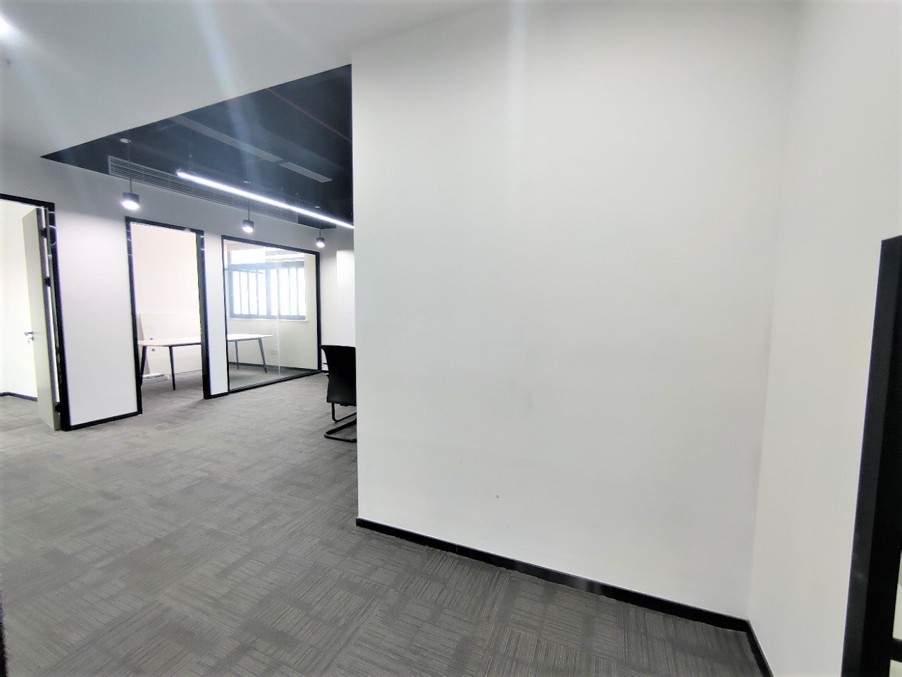 智汇东信106平米办公室出租_3.50元/m²/天