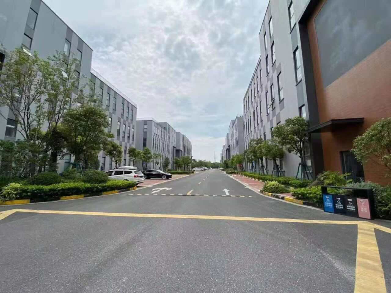 闵行 金地威新达闼人工智能创新产业基地 3234平米 毛坯