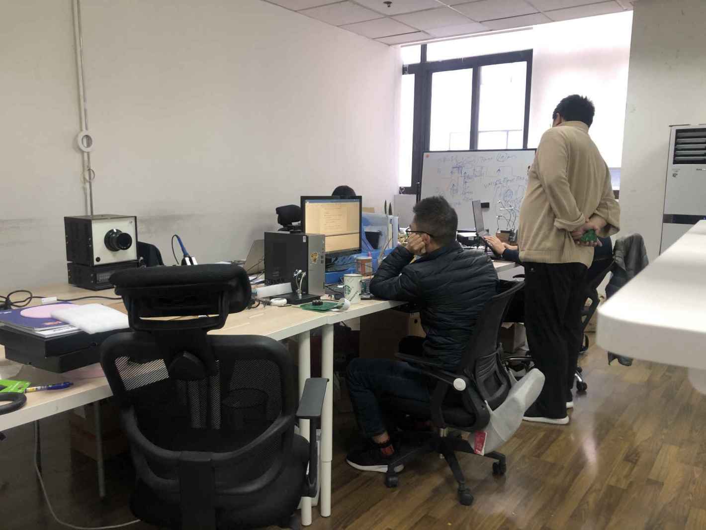 创业中心大厦徐汇 创业中心大厦 84平米 精装修