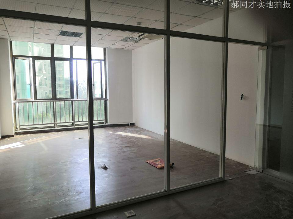 燎申漕宝大厦75平米办公室出租_2.80元/m²/天