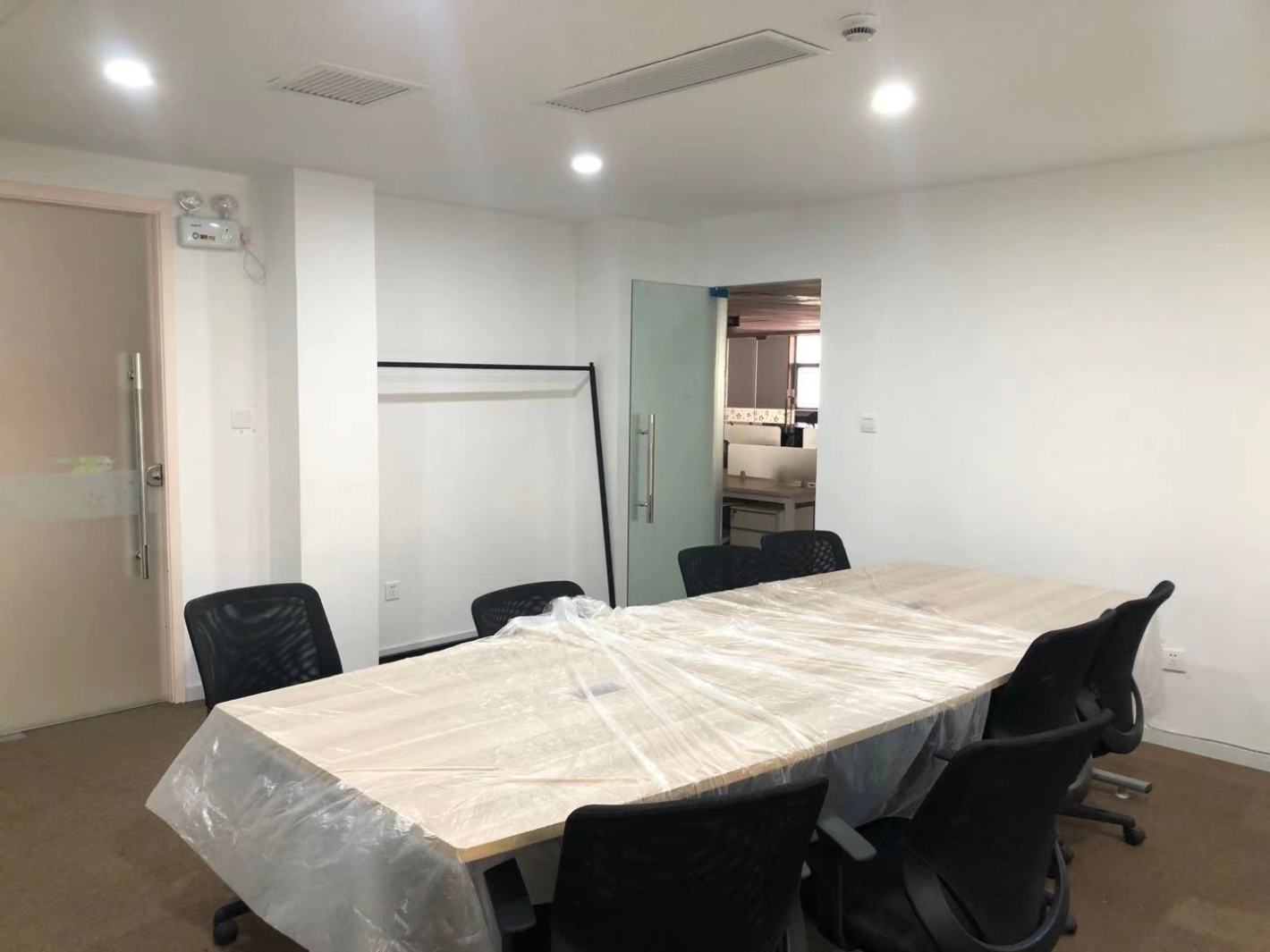 国家音乐产业基地(新汇文化园区）虹口 国家音乐产业基地(新汇文化园区） 332平米 中等装修