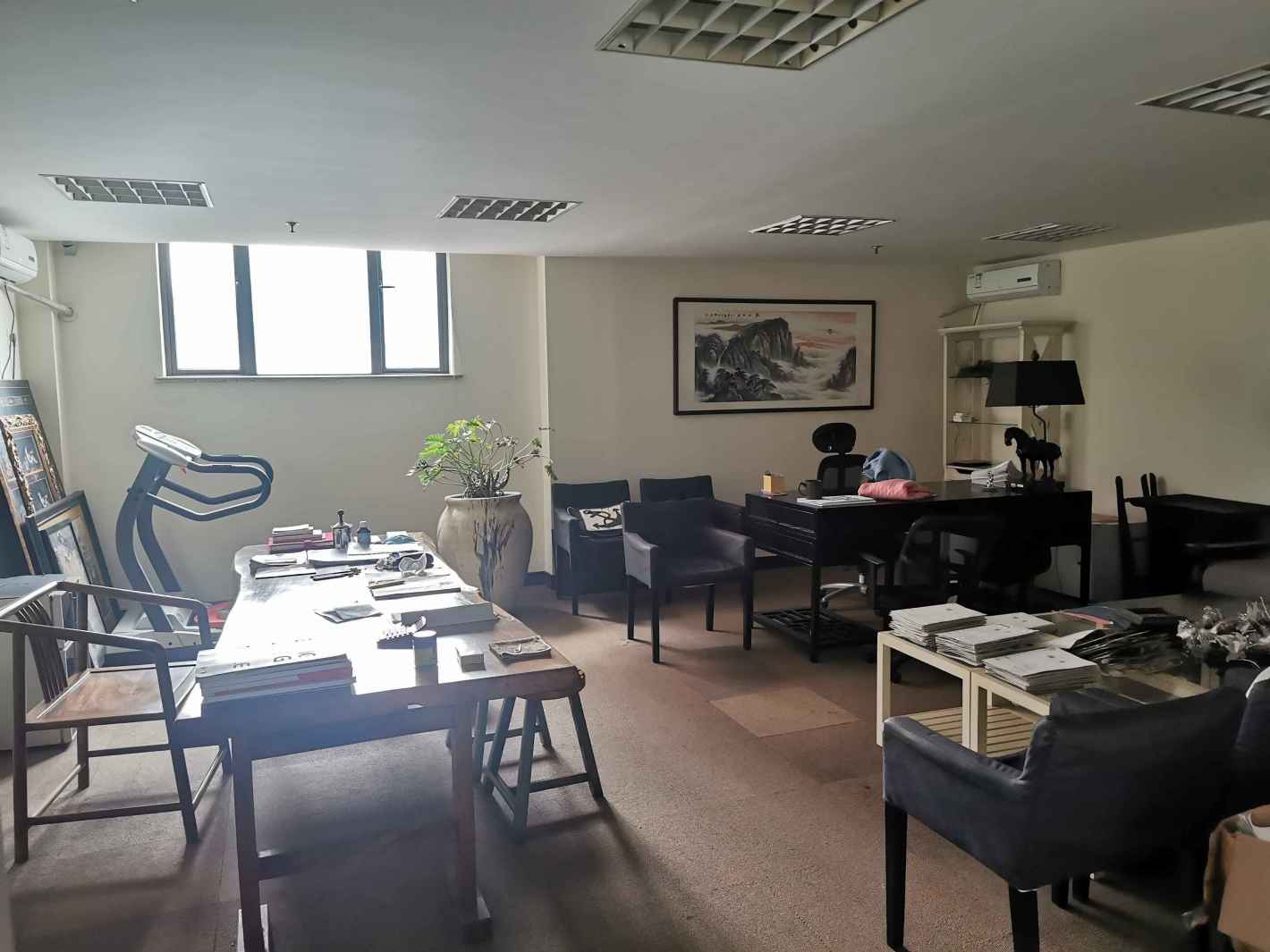 锦荣国际大酒店商务楼新静安（闸北） 锦荣国际大酒店商务楼 722平米 精装修