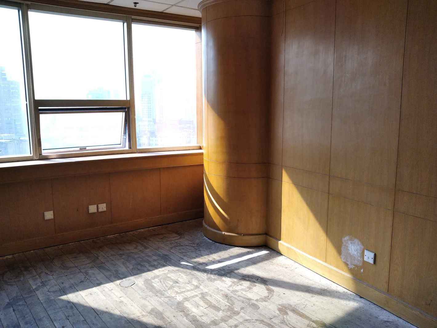 春申江大厦24平米办公室出租_3.60元/m²/天