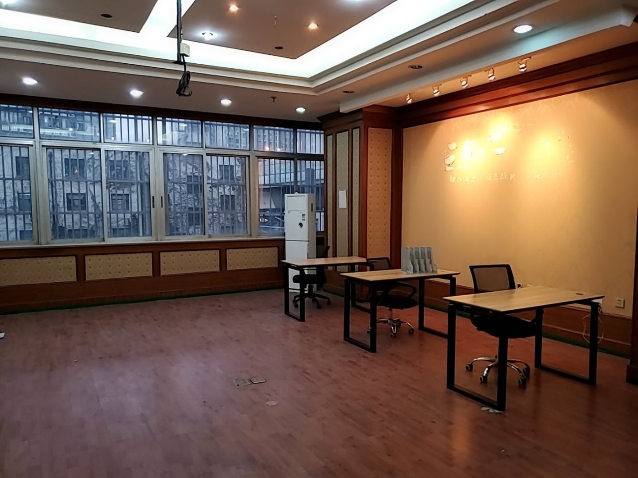海鸥康恒大厦汶水路/共和新路 海鸥康恒大厦 54平米 精装修出租