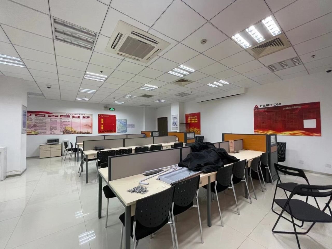 乐凯大厦浦东 乐凯大厦 384平米 中等装修