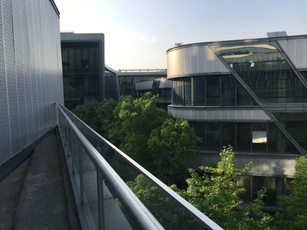 虹桥正荣中心闵行 虹桥正荣中心 2240平米 精装修