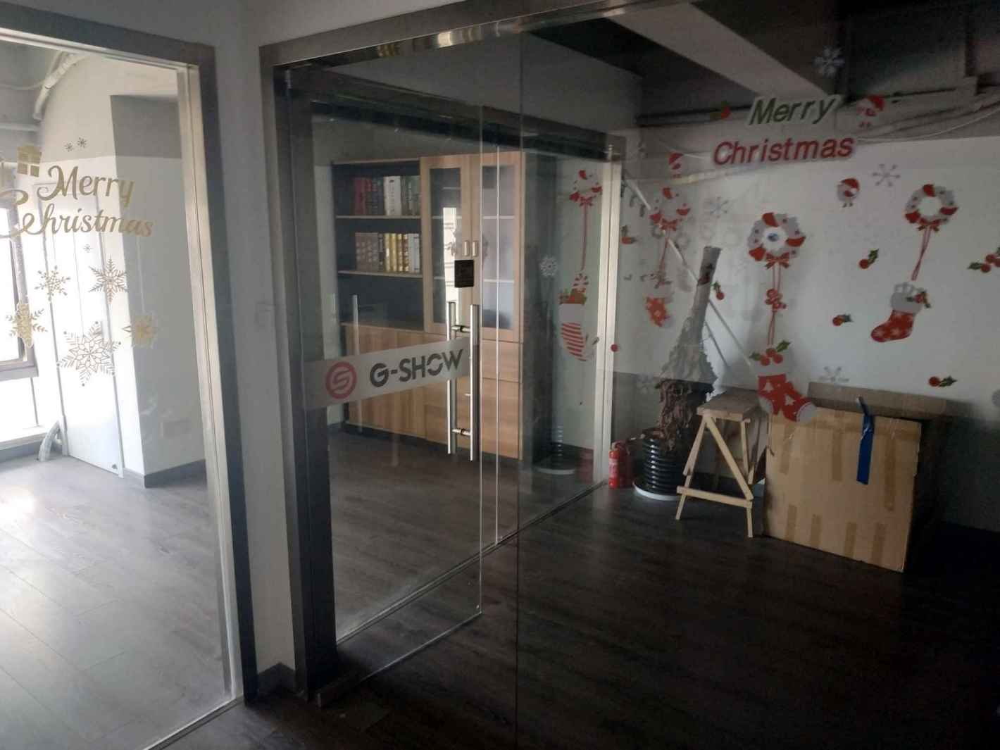 中铁中环时代广场新静安（闸北） 中铁中环时代广场 108平米 中等装修
