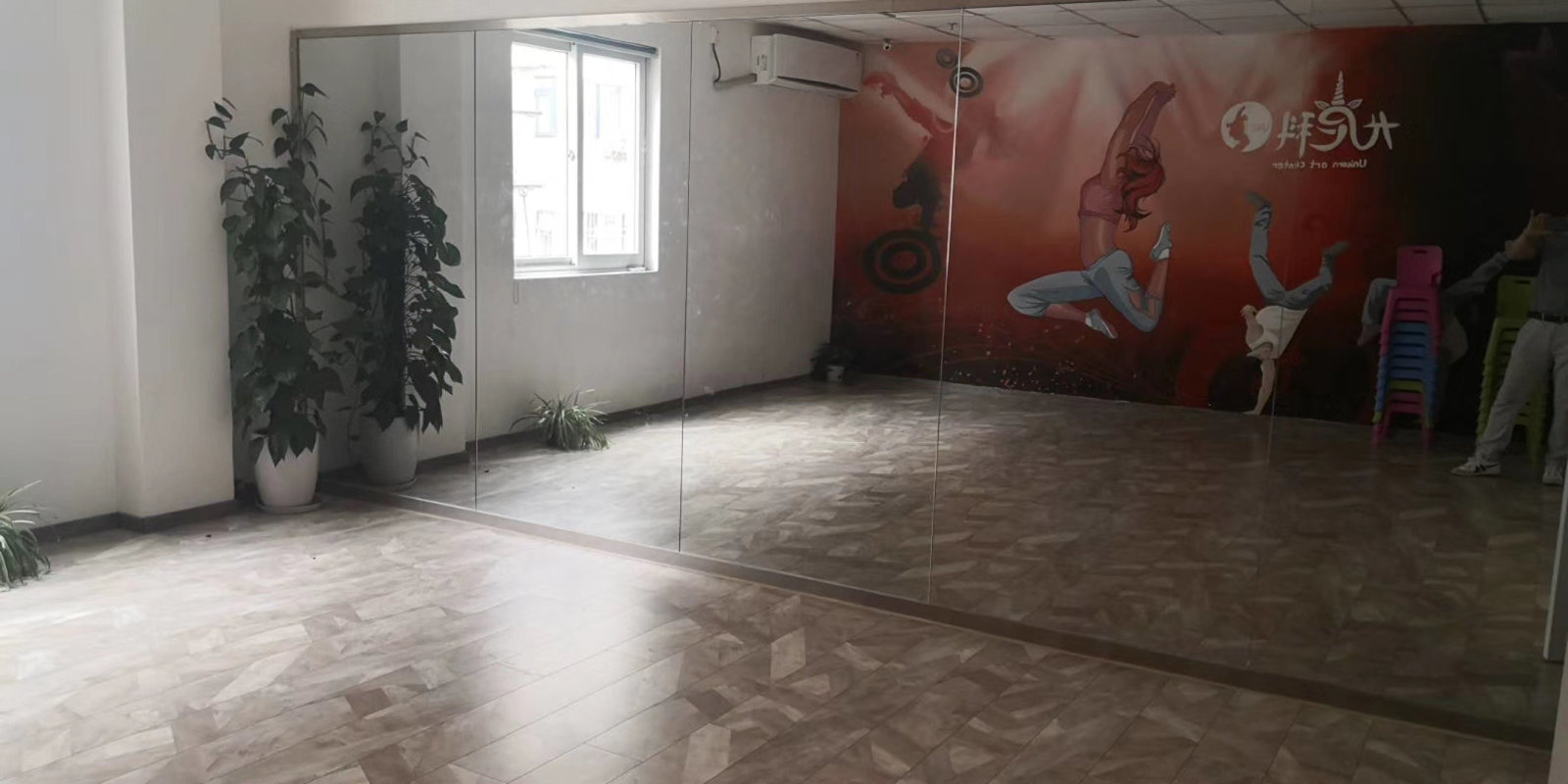 上企置业广场徐汇 上企置业广场 314平米 中等装修