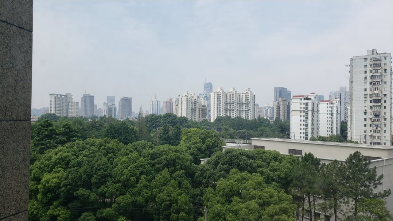 春秋国际大厦877平米办公室出租_4.50元/m²/天