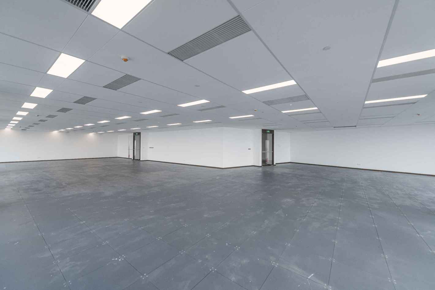 锦沧文华广场580平米办公室出租_9.30元/m²/天