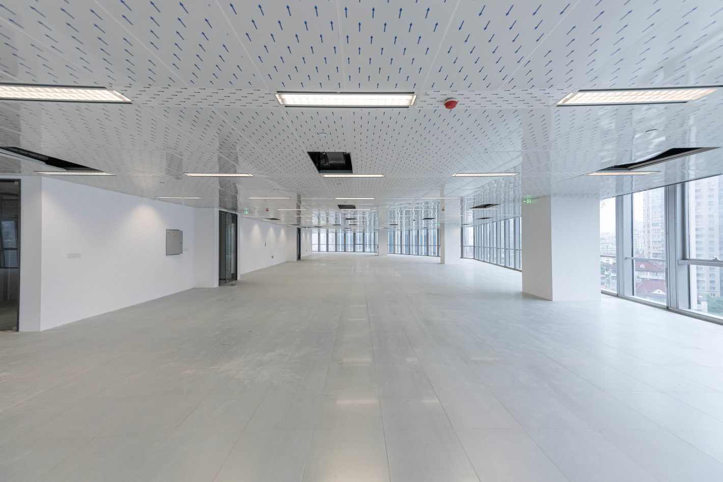 上海长宁国际发展广场长宁 上海长宁国际发展广场 1994平米 简装修