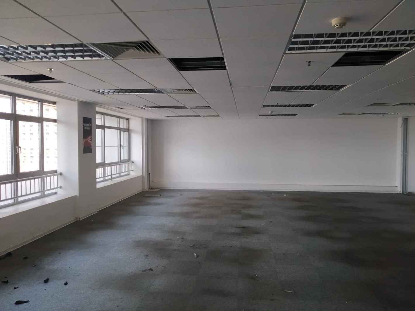 新城市中心广场528平米办公室出租_4.30元/m²/天