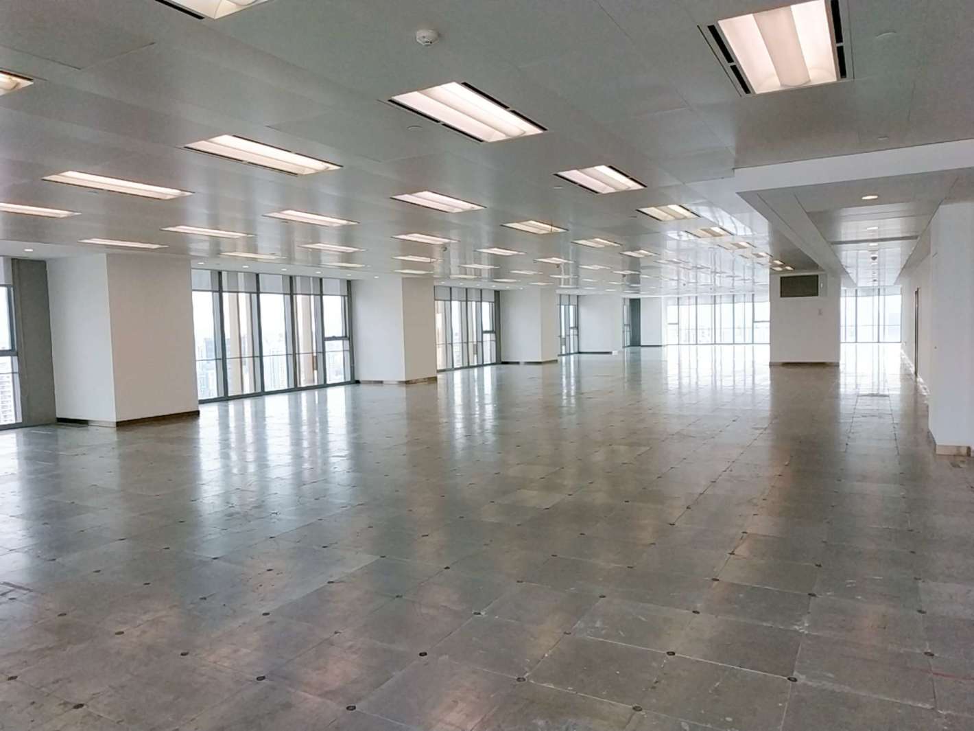 环球港普陀区 环球港 276平 标准交付 看房随时