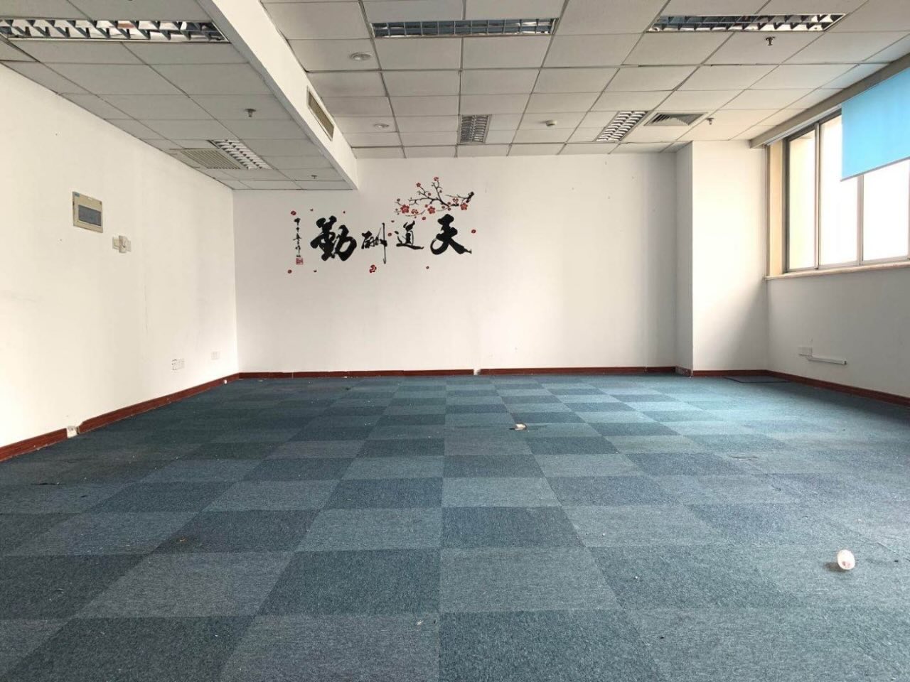 长峰中心154平米办公室出租_3.70元/m²/天