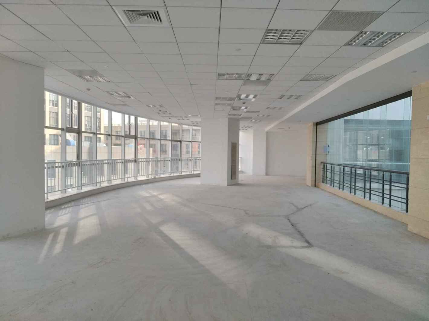 市北高新科技园区静安 市北高新科技园区 580平米 毛坯