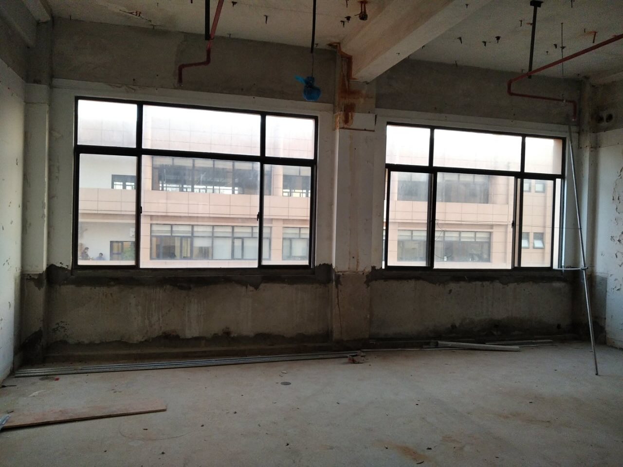 华鑫创享园徐汇 华鑫创享园 101平米 中等装修