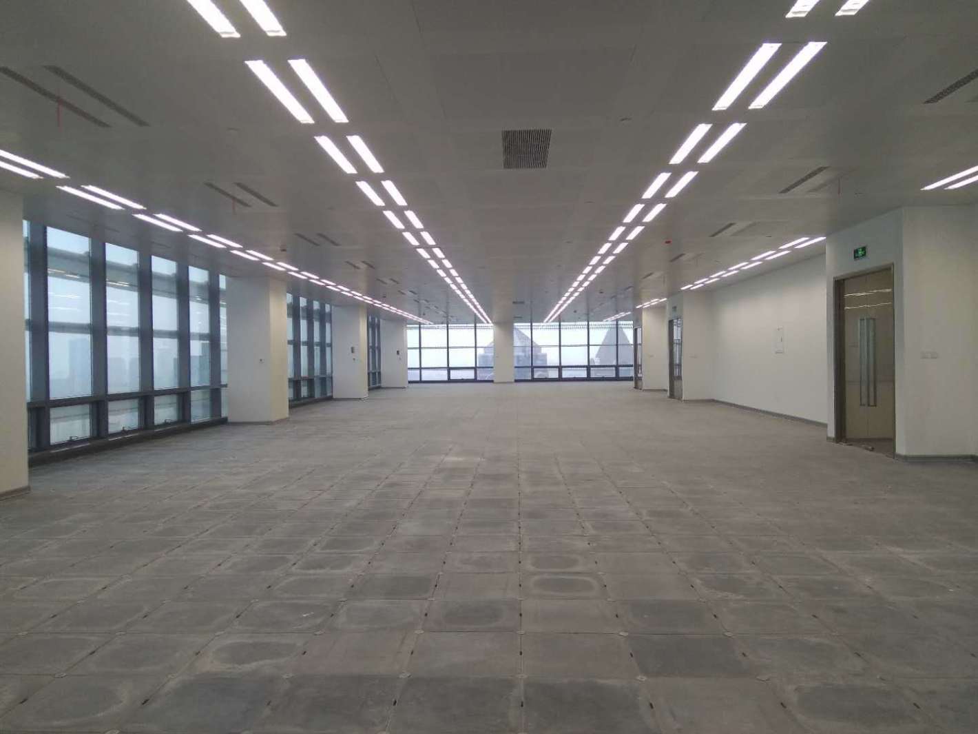 泰康保险大厦888平米办公室出租_7.80元/m²/天