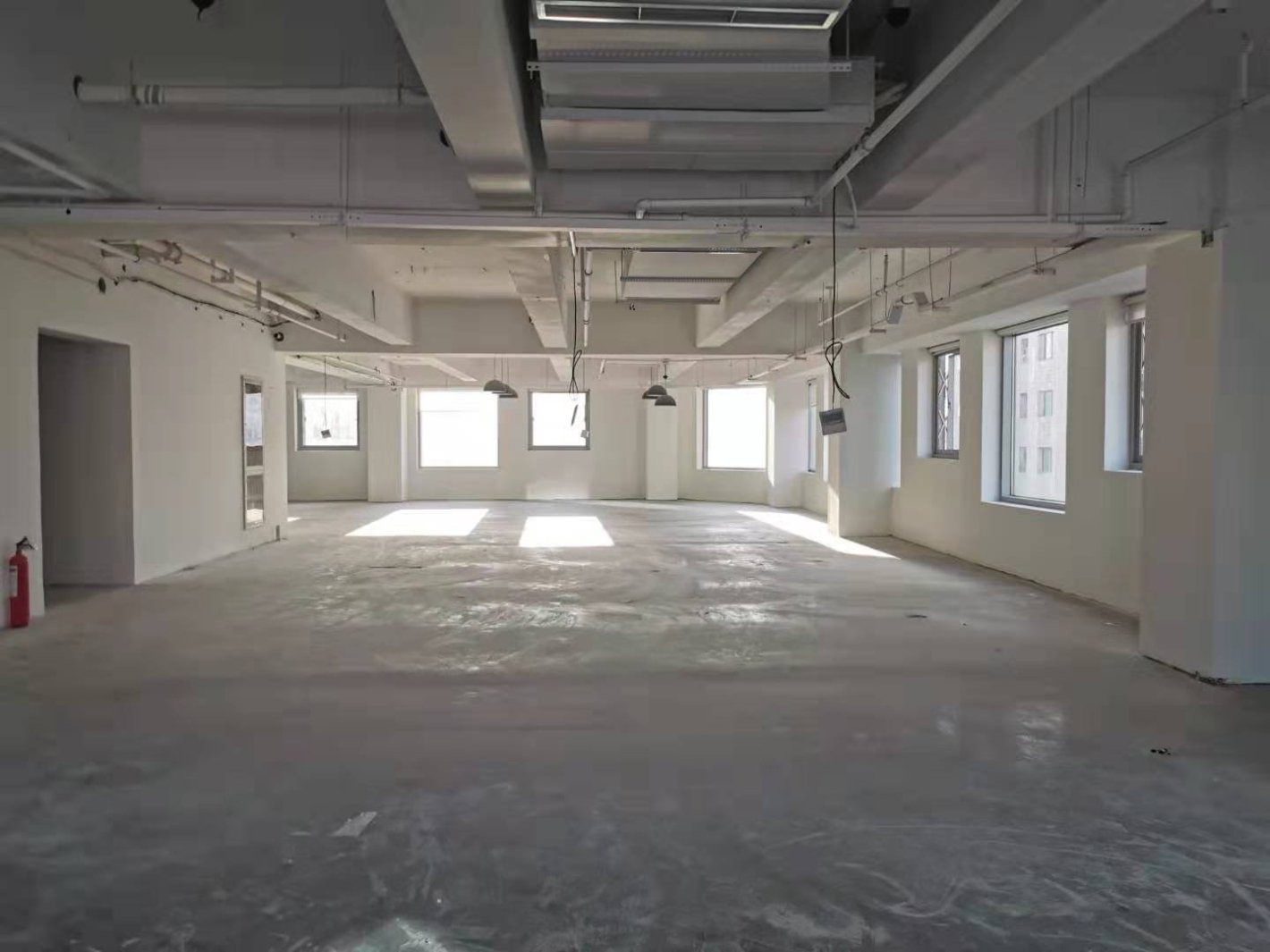 徐航大厦（徐汇base）徐汇 徐航大厦（徐汇base） 557平米 简装修
