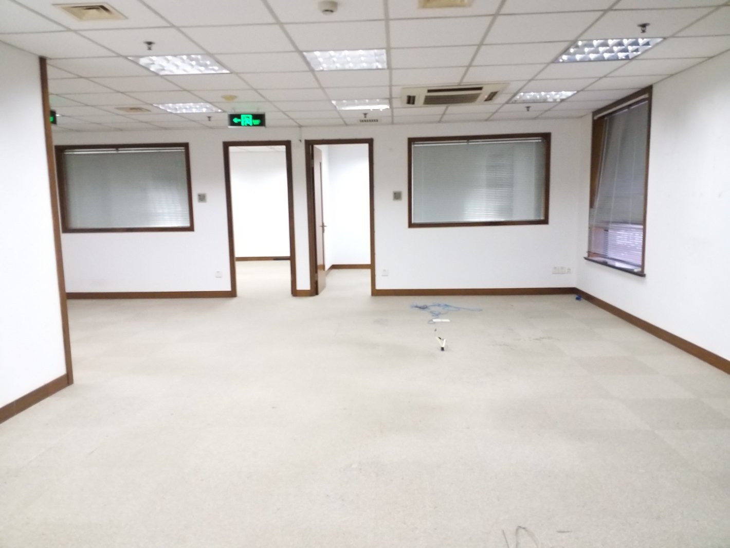光大会展中心徐汇 光大会展中心 130平米 简装修