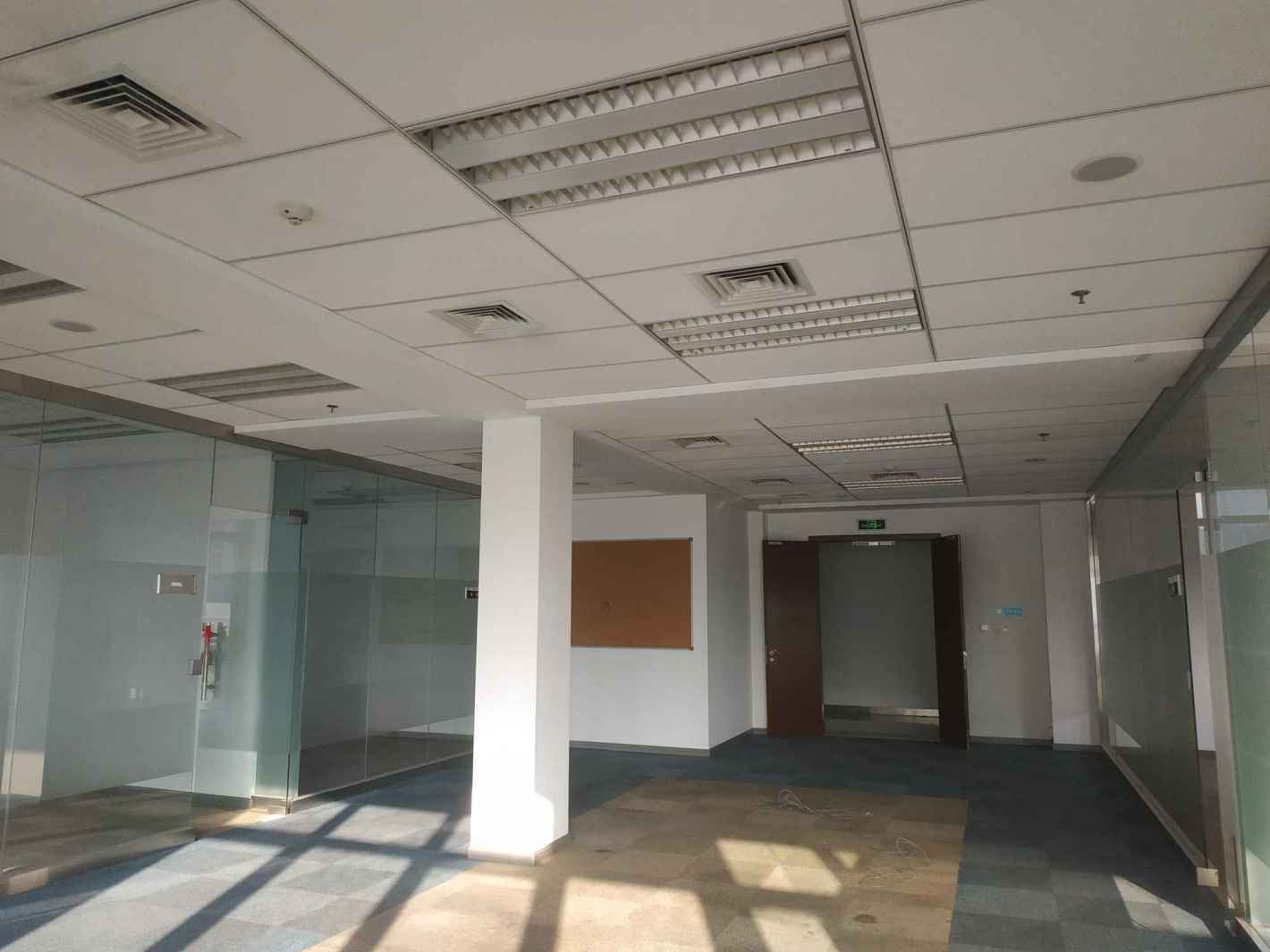 建工688大厦浦东 建工688大厦 920平米 中等装修