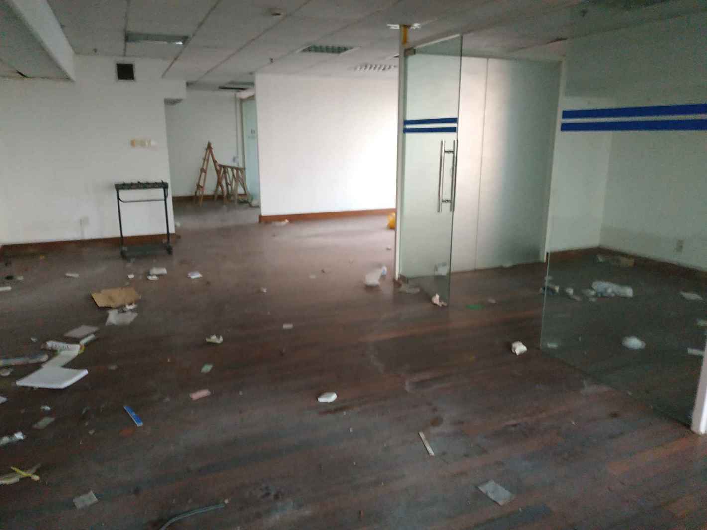 白马大厦190平米办公室出租_2.00元/m²/天