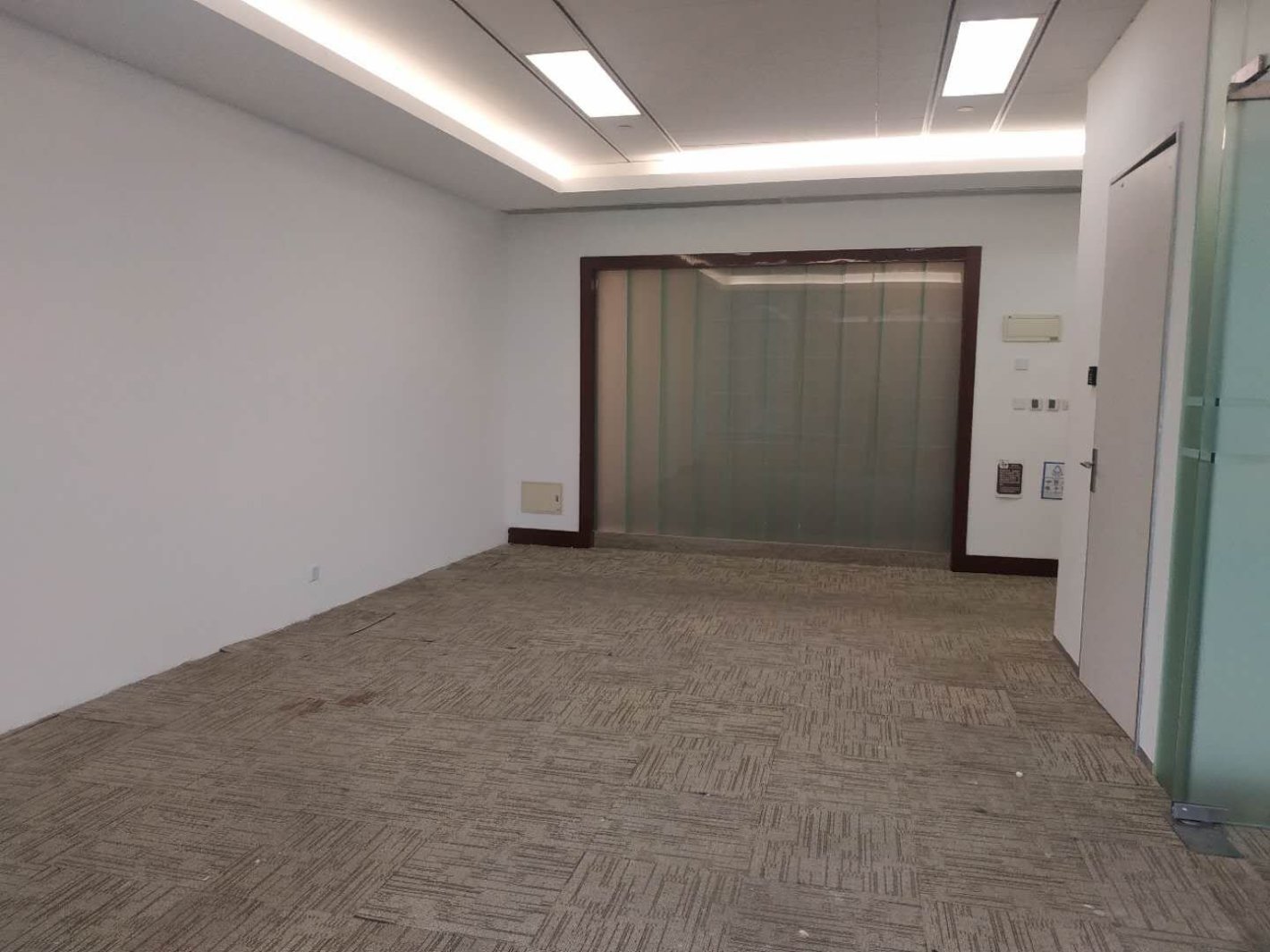 中融碧玉蓝天大厦108平米办公室出租_7.10元/m²/天