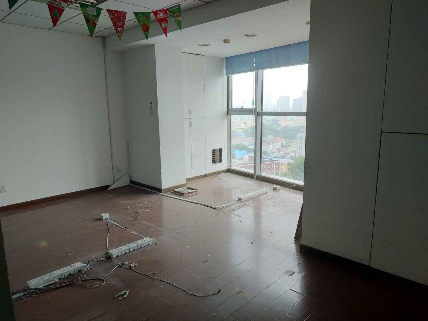 绿洲中环中心普陀 绿洲中环中心 138平米 中等装修