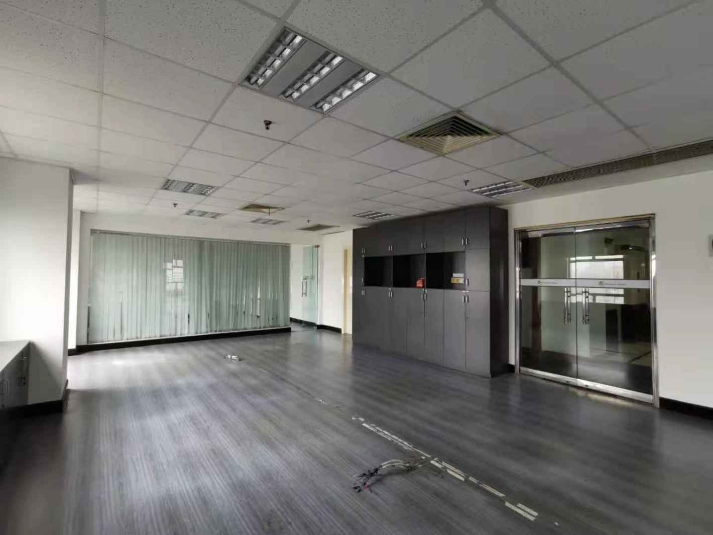 高登金融大厦106平米办公室出租_7.00元/m²/天