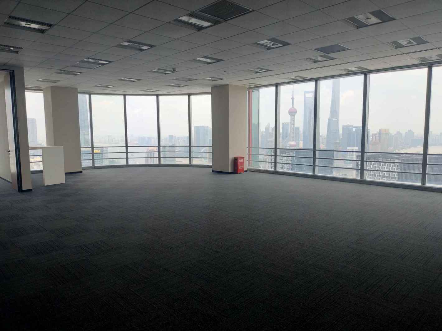 中信广场402平米办公室出租_5.00元/m²/天