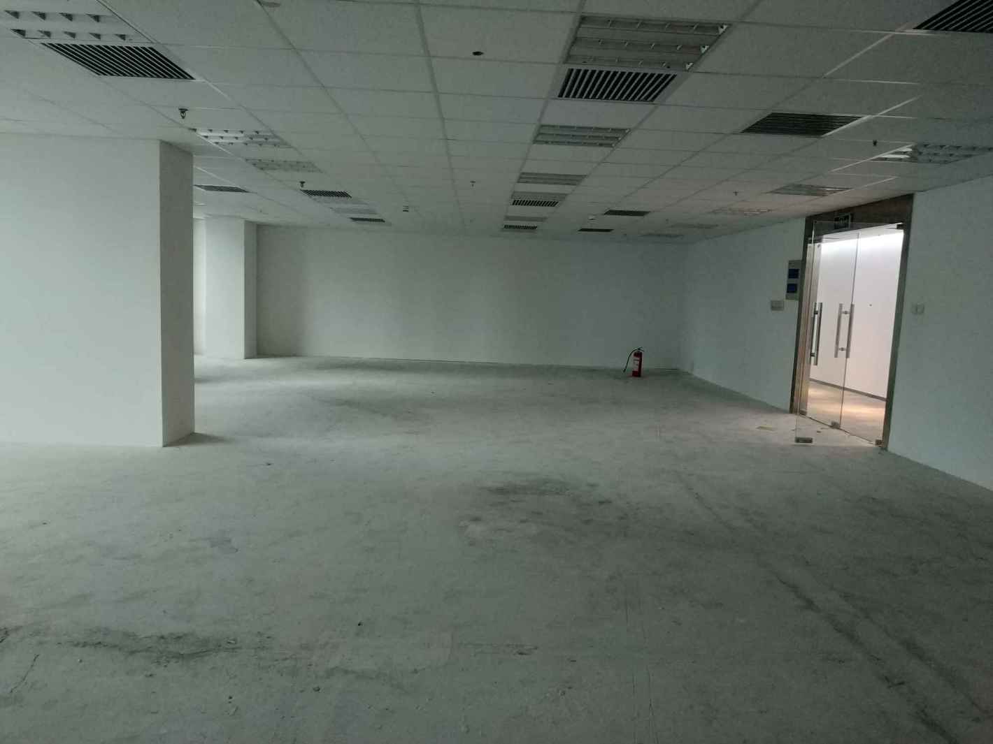 上海招商局大厦浦东 上海招商局大厦 681平米 简装修