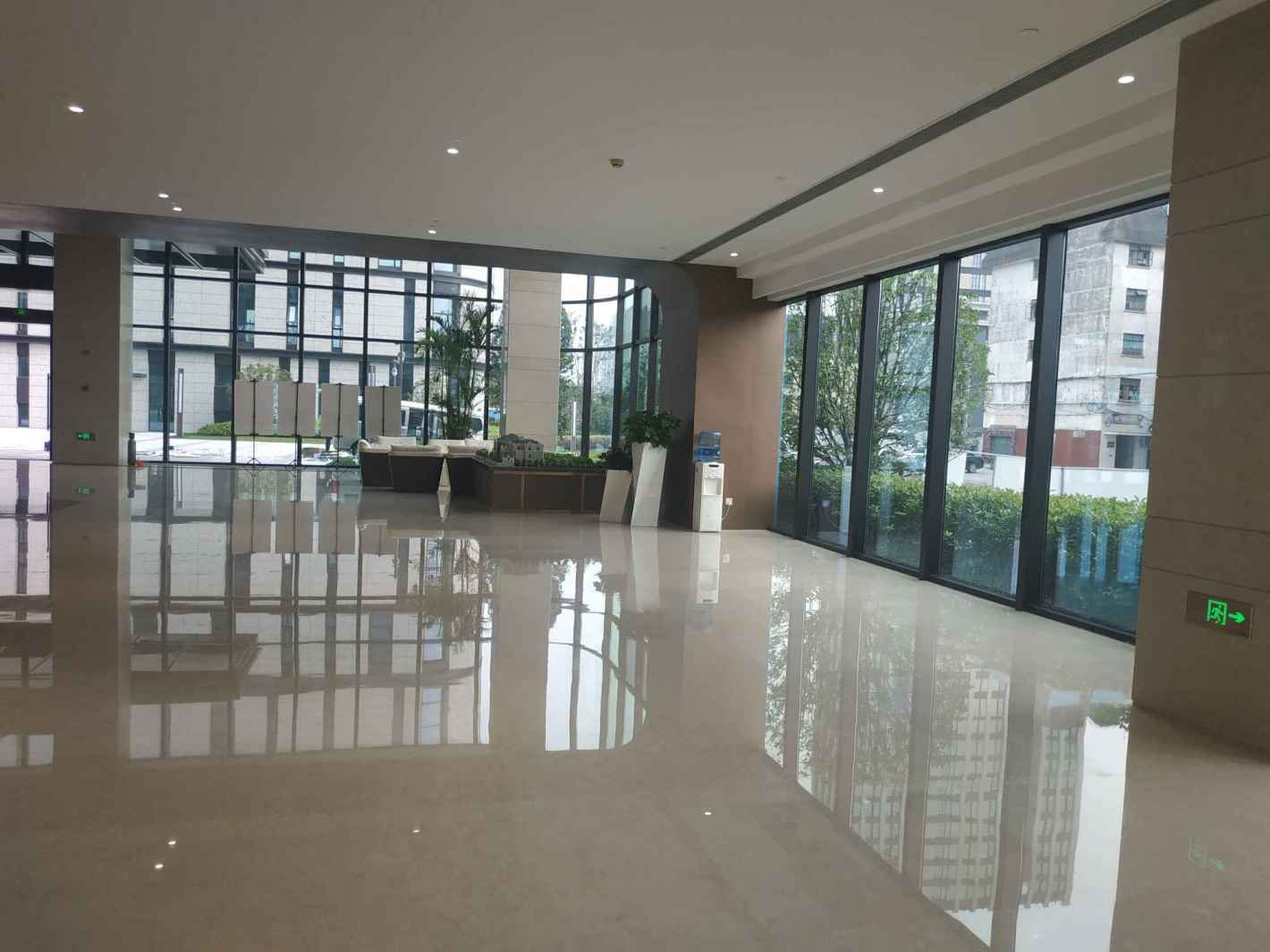 哈瑞中心新静安（闸北） 哈瑞中心 118平米 中等装修